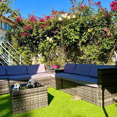 L'escapade 3* Ле-Лаванду