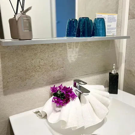 Отель L'escapade 3*